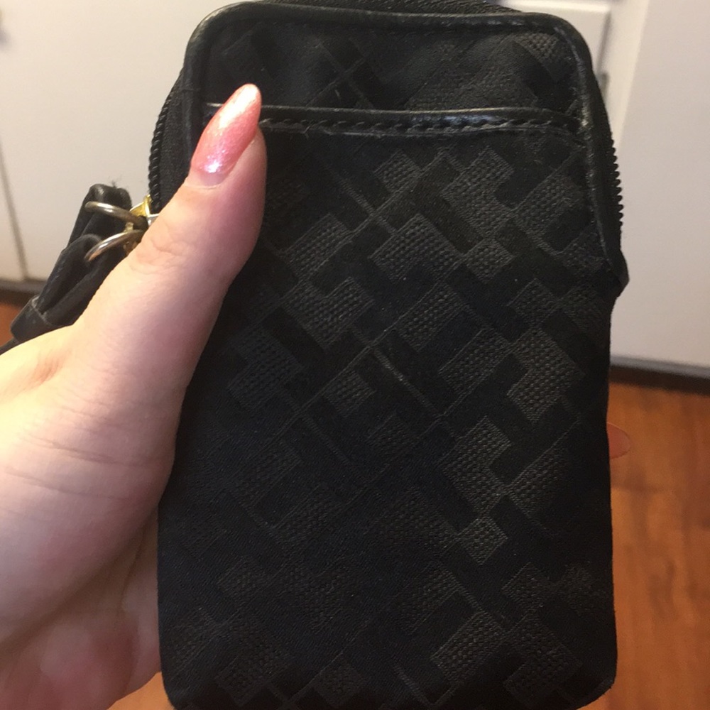 Tommy Hilfiger wristlet